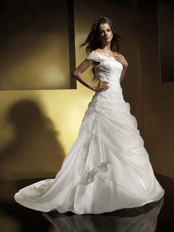 10482046-wedding-dresses-discount-cheap-wedding-gowns-discount-bridal-gowns.jpg