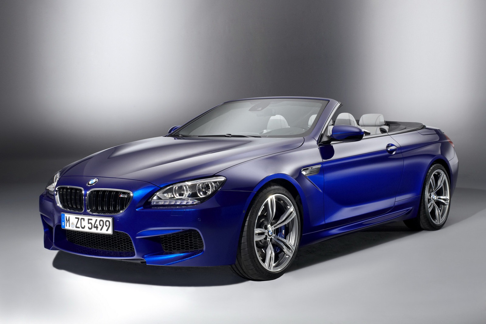 2012-BMW-M6-22[4].jpg