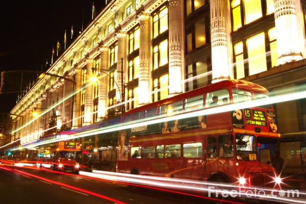 31_63_9---Oxford-Street--London--England_web.jpg