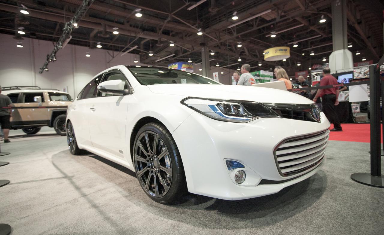 2013-toyota-avalon-hybrid-trd-edition-photo-483406-s.jpg