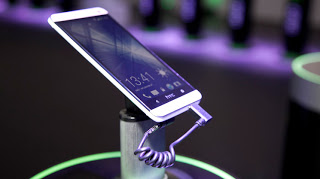 HTC-HomeLaunch-Gallery-15.jpg