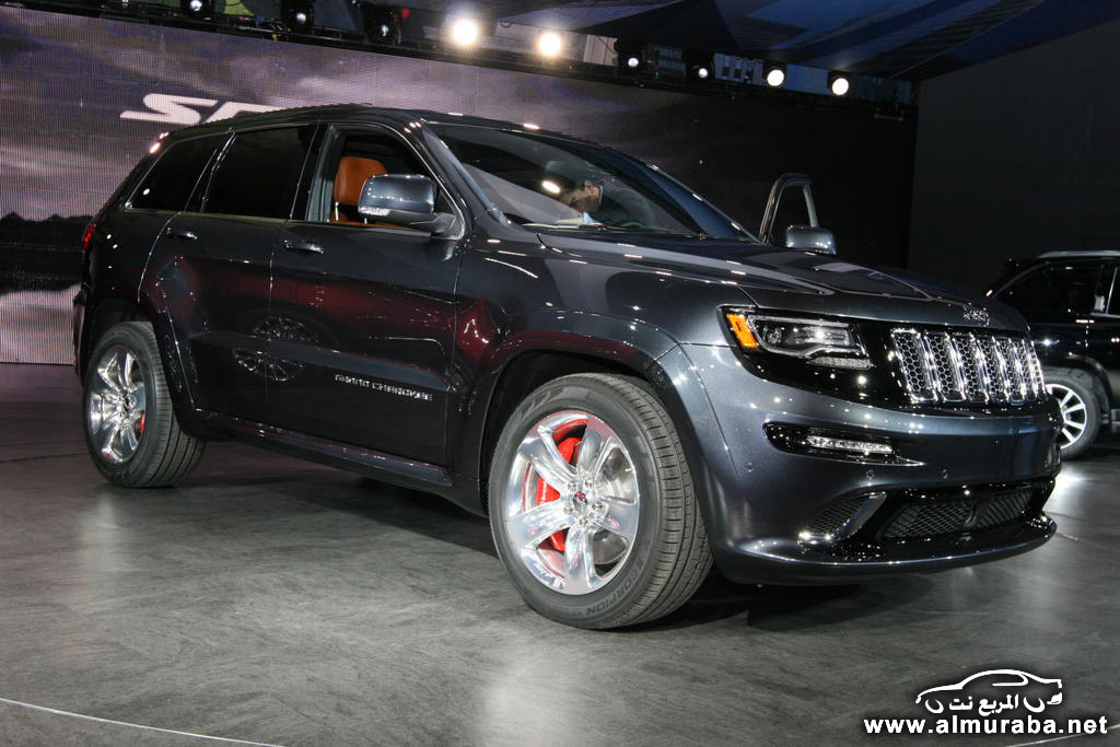 2014-Jeep-Grand-Cherokee-SRT-01.jpg