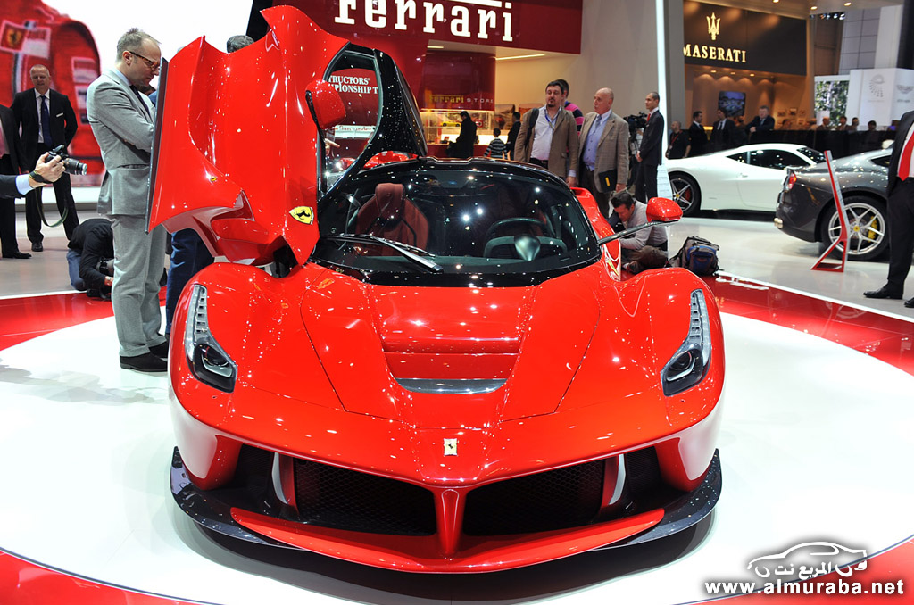 06-ferrari-laferrari-geneva.jpg