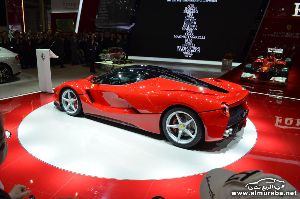 ferrari-laferrari-01.jpg