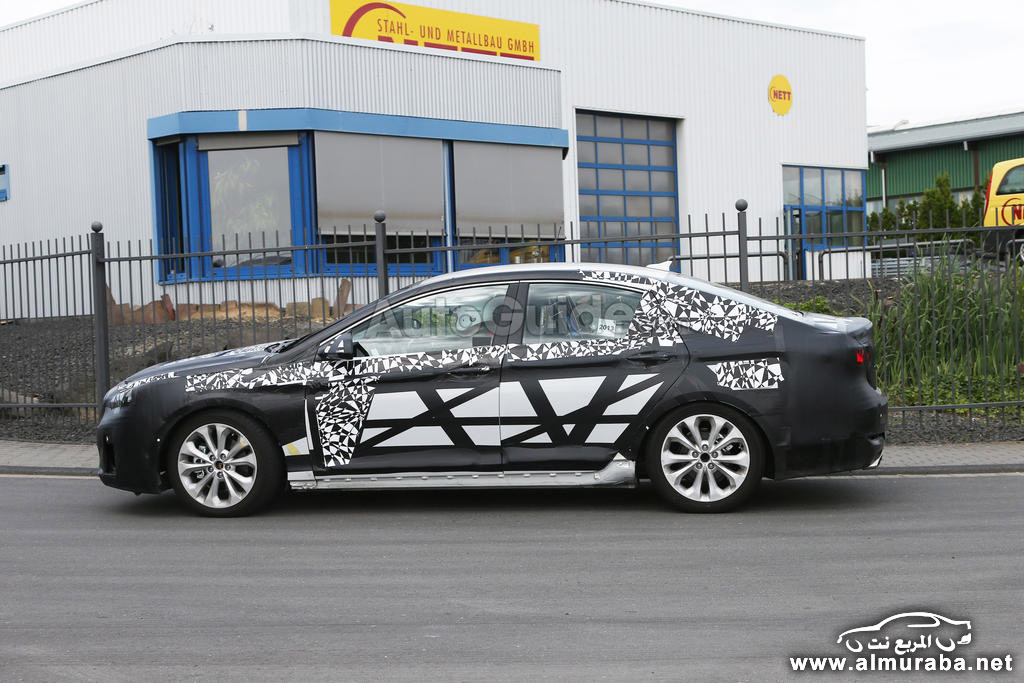 hyundai-sonata-spy-photos-05.jpg