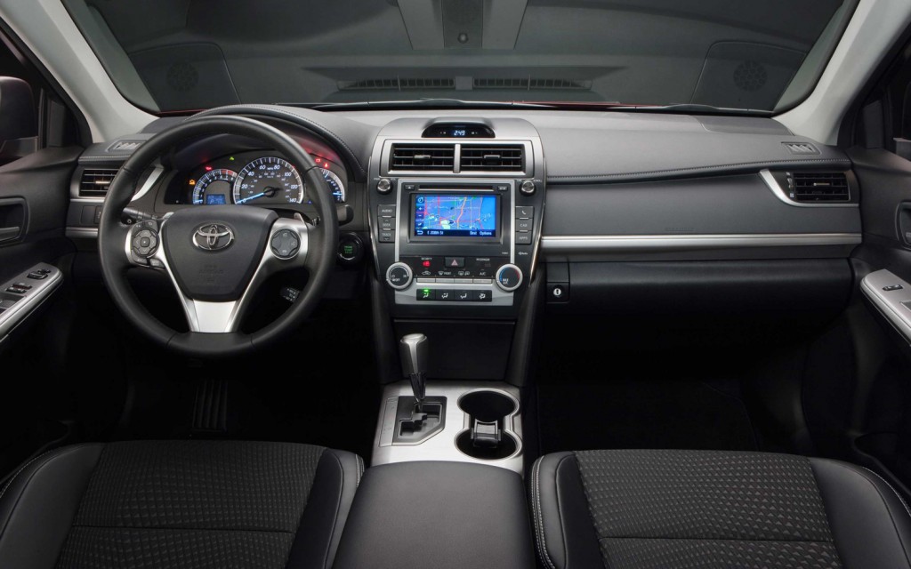 Photo-Camry-2013-1.jpg