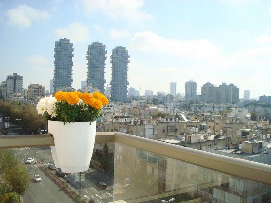 greenbo-modern-balcony-planters-6-554x415.jpg