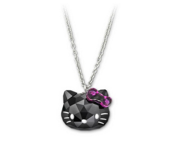 SWAROVSKI-Hello-Kitty-2013-Collection_02.jpg