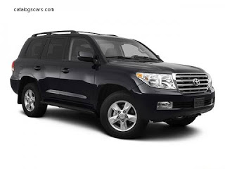 TOYOTA%20LAND%20CRUISER_2013_800x600_wallpaper_01.jpg