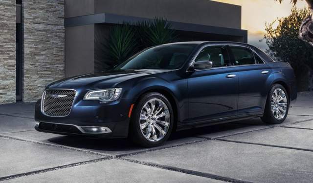 2019-Chrysler-300-Front.jpg