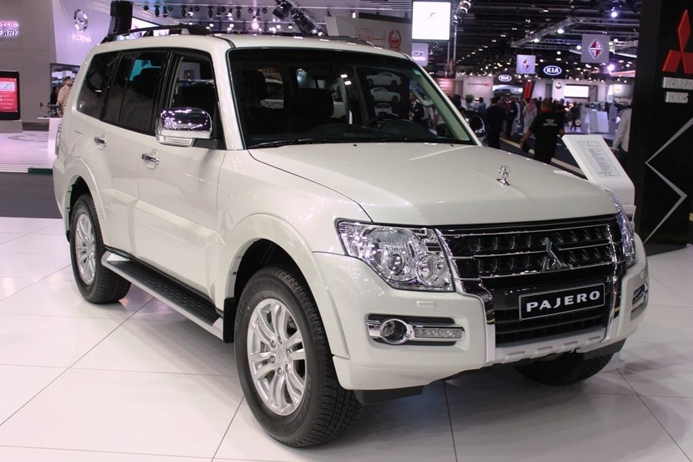 listing_main_2018_Mitsubishi_Pajero__1_.jpg