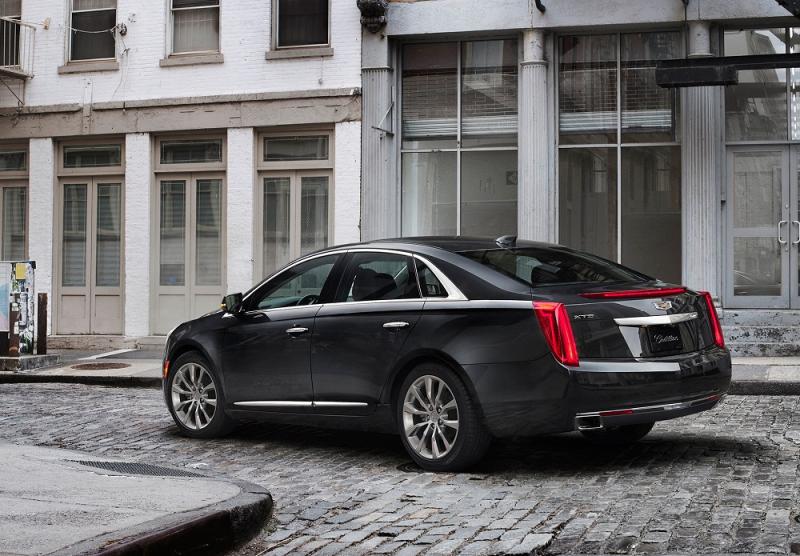 181911-2017-Cadillac-XTS-rear-three-quarter.jpg