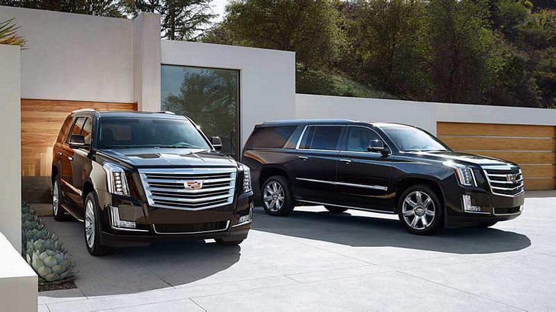 2015-escalade-i-exterior-masthead-family-960x540.jpg