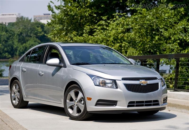 Chevrolet-Cruze-2012-02.jpg