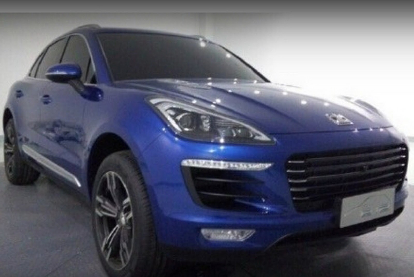 2015-Porsche-Macan-Chinese.jpg