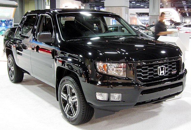 640px-2012_Honda_Ridgeline_Sport_--_2012_DC.jpg