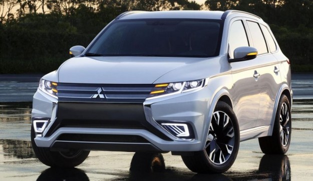 D8%B4%D9%89-%D8%A7%D9%88%D8%AA%D9%84%D8%A7%D9%86%D8%AF%D8%B1-2016-MITSUBISHI-OUTLANDER-3-625x363.jpg