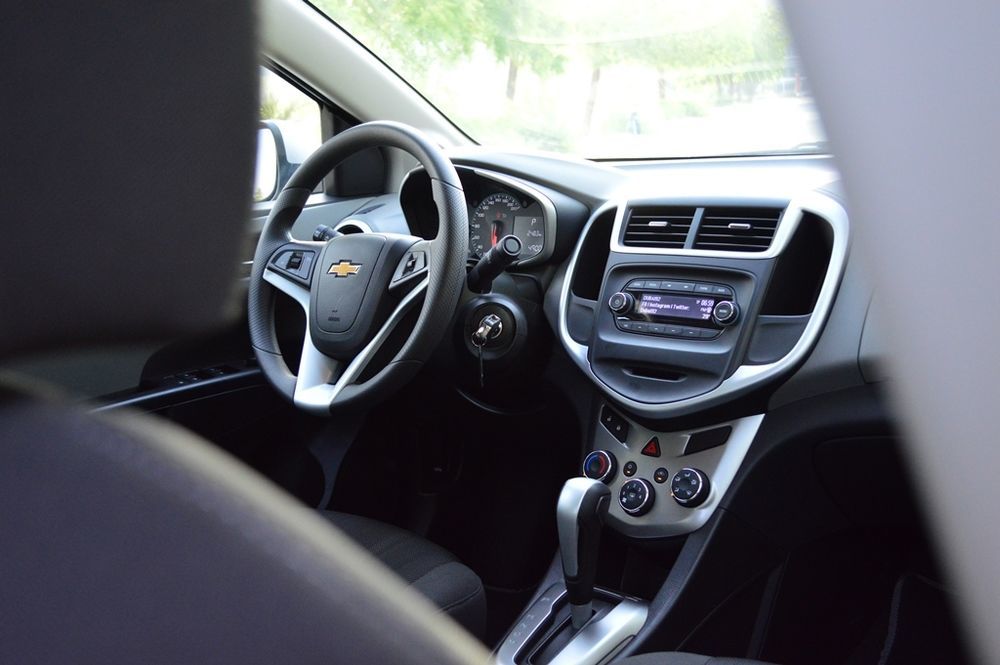 listing_main_Chevrolet_Aveo_2018_Review__15_.jpg