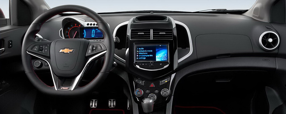 2017-Chevrolet-Aveo-interior.jpg