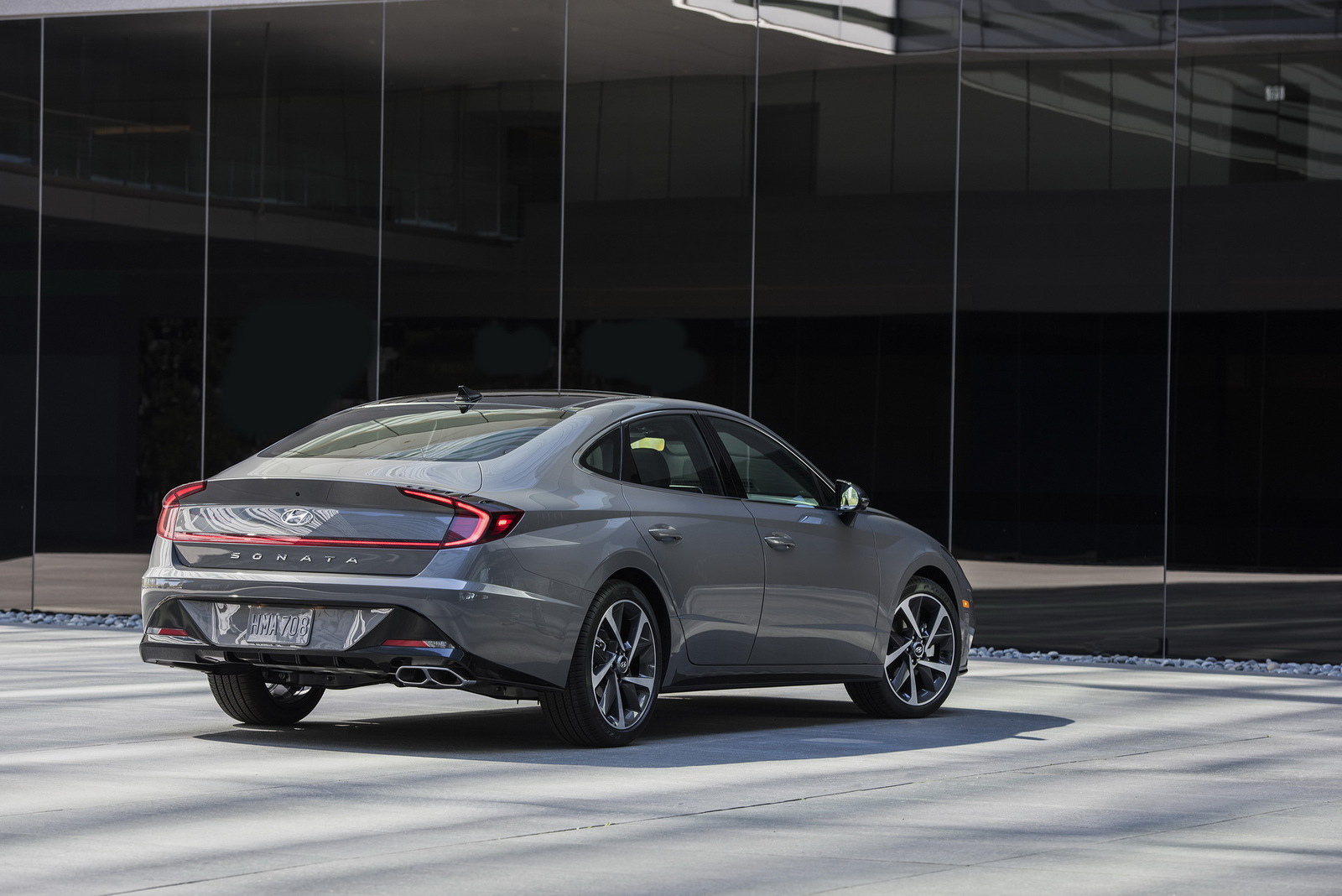 2021-hyundai-sonata-14.jpg