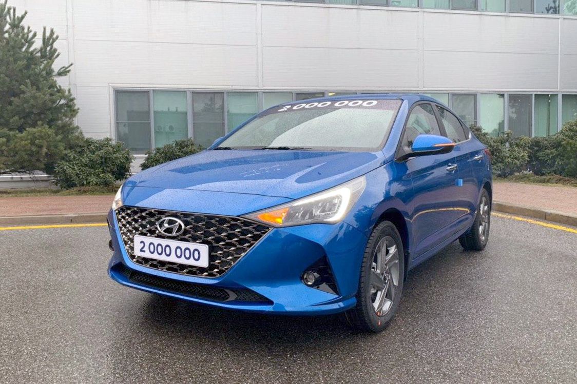 2020-hyundai-verna-exterior-front-end-1-e050-1.jpg