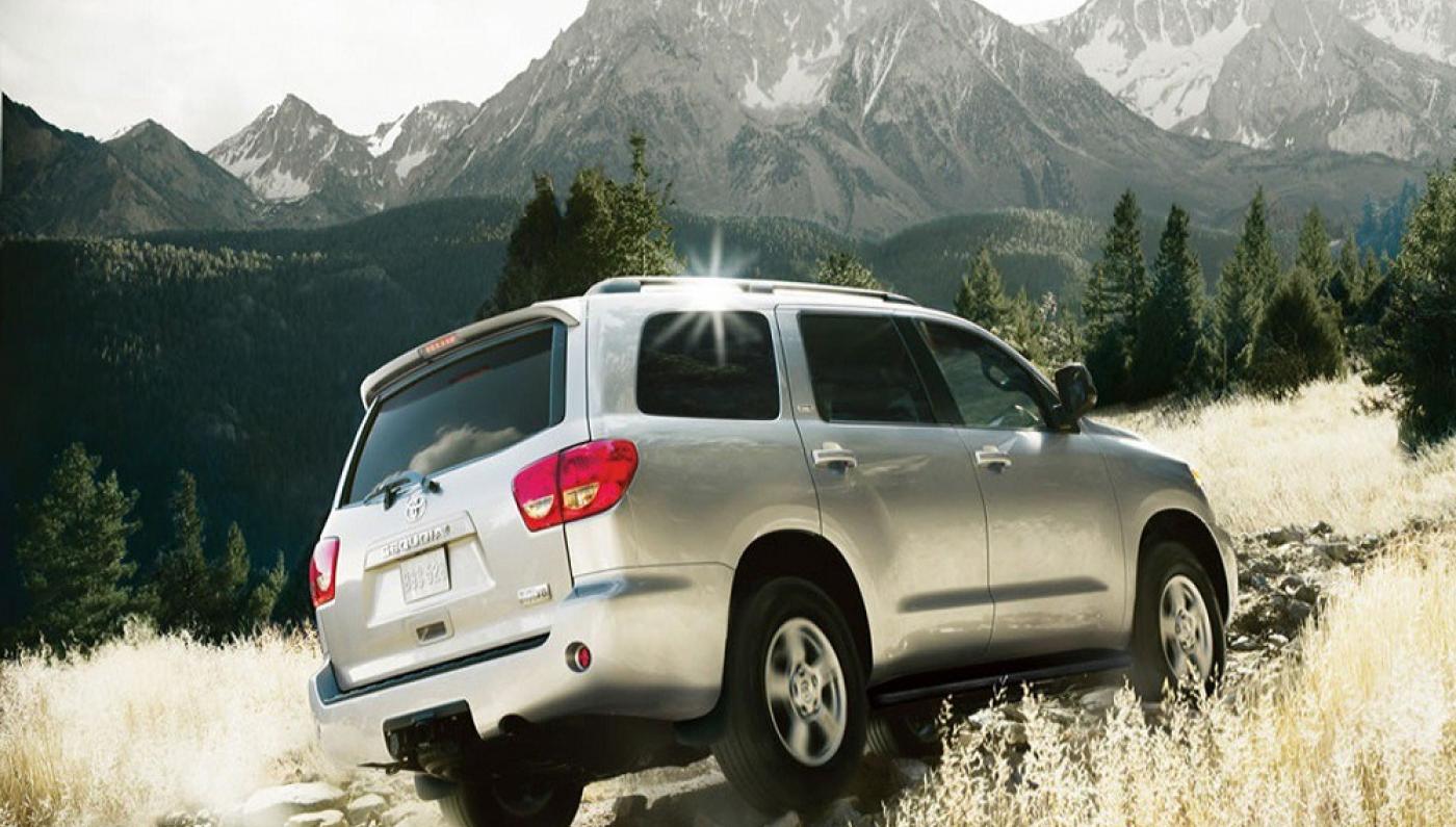 2017-toyota-sequoia-new-design-release.jpg