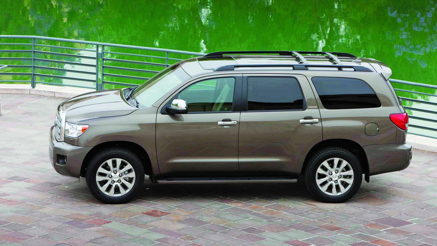 20-Toyota_Sequoia_resize.jpg