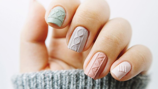 header_image_header_image_fustany-beauty-sweater-nail-art-AR-main_image.png