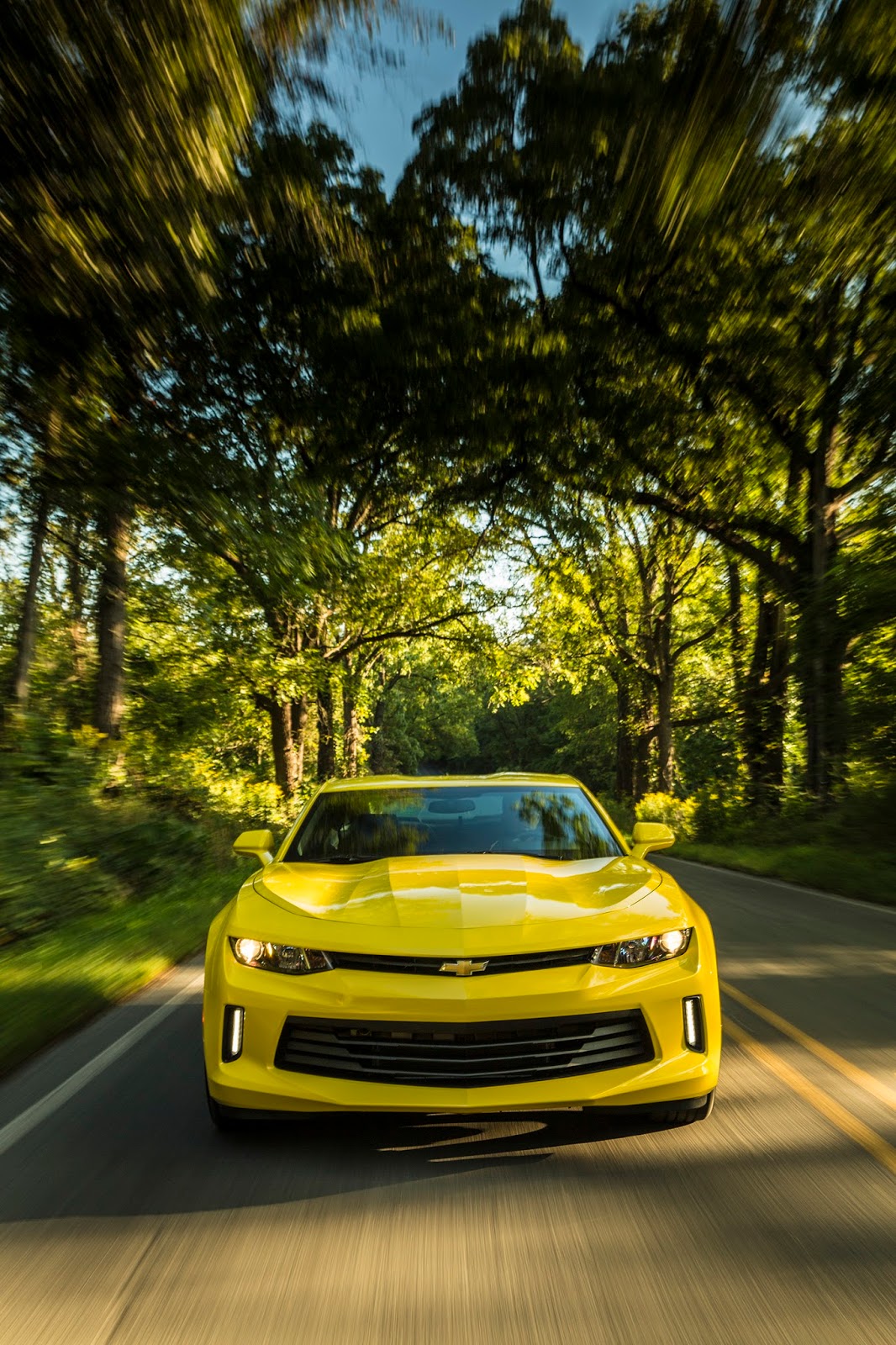 2016-Chevrolet-Camaro-1.jpg