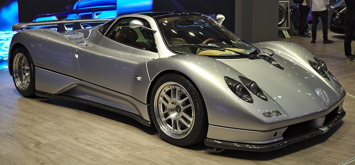 1200px-Pagani_Zonda_C12_%27chassis_001%27_Genf_2019_1Y7A5539.jpg