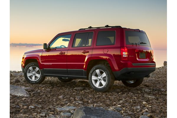 2017-Jeep-Patriot-SUV-Sport-4dr-Front-wheel-Drive-Exterior-1.jpg