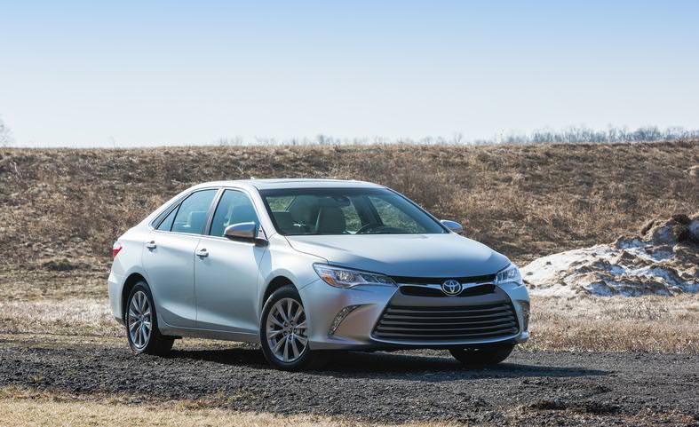 2015-toyota-camry-xle-photo-631233-s-787x481.jpg