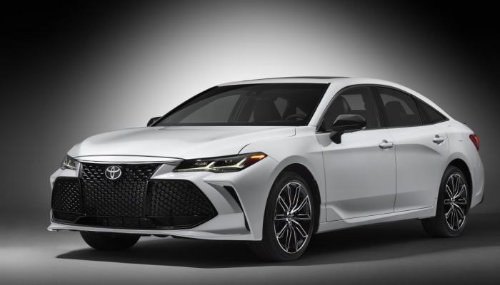 47-155047-2019-toyota-avalon_700x400.jpg