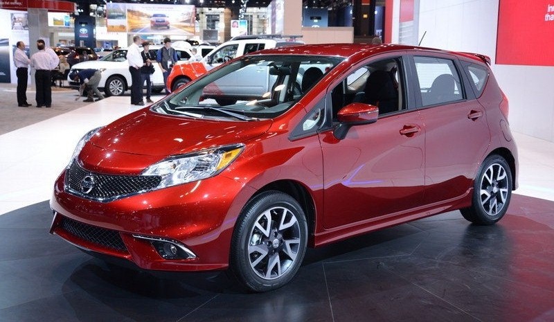 Modern-car-2015-nissan-versa-note-sr.jpg