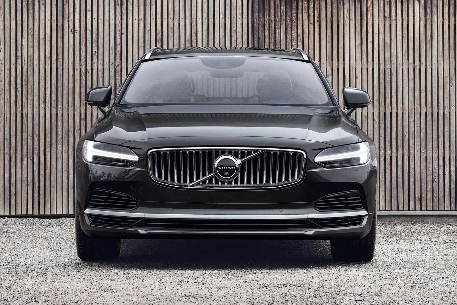 2021-Volvo-S90-hybrid-in-Platinum-Grey-7.jpg