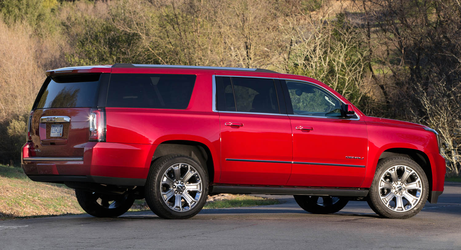 2017-GMC-YukonXL-Denali-013.jpg