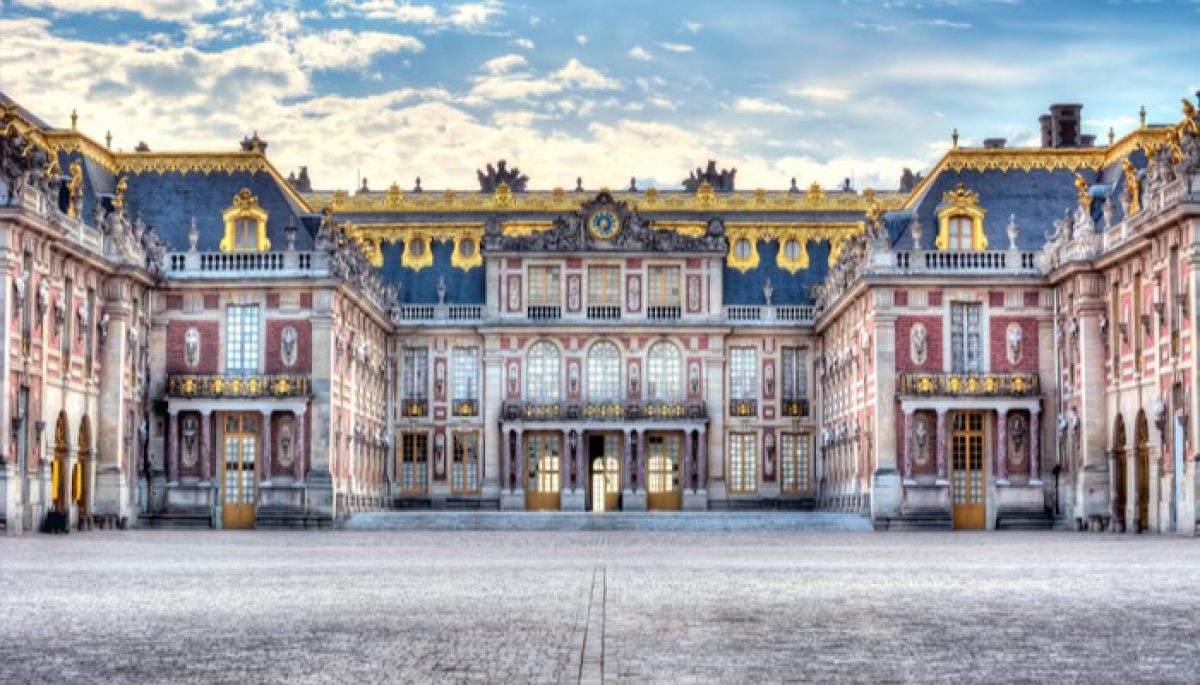 5-Most-Beautiful-Palaces-in-Europe-01-1200x685.jpg