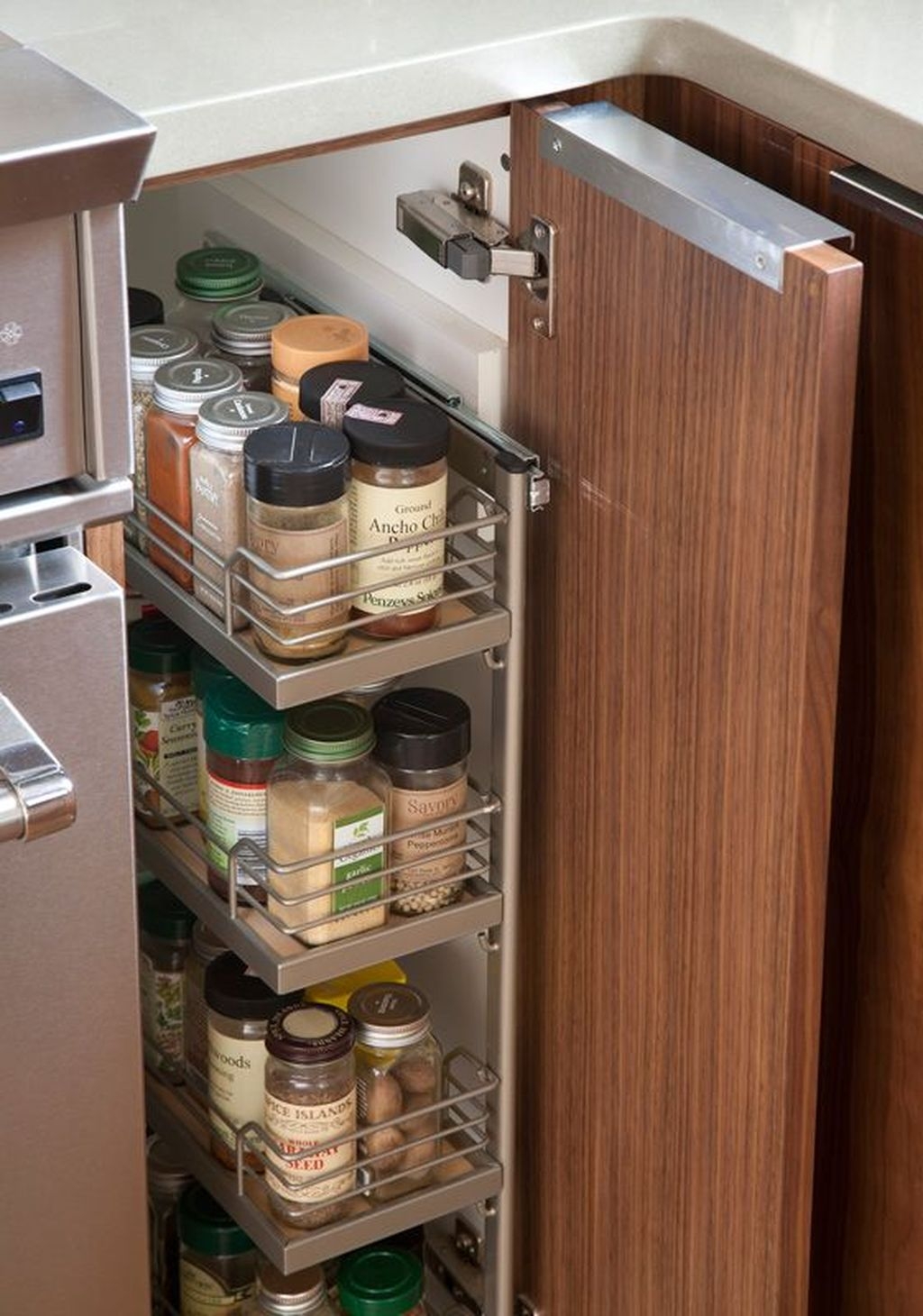 Affordable-Kitchen-Storage-Ideas-01.jpg