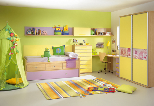 kids-room-decor-yellow-green-1.jpg