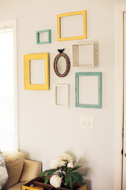 wall-decor-colorful-photo-frames1.jpg