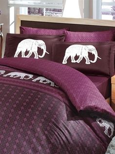 ea48125ee543f591b57b633a1539fe2b--bedspreads-blankets.jpg