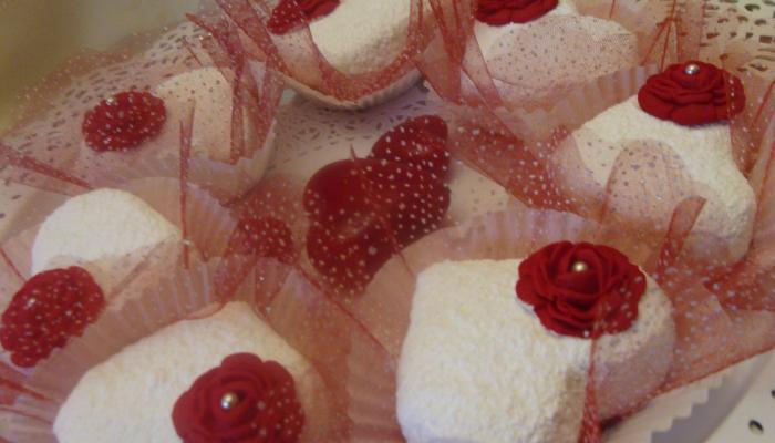 90-072135-algerian-confections-traditional-name_700x400.jpg