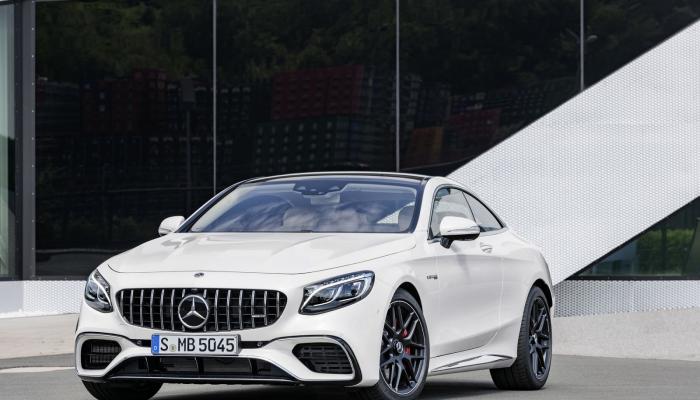 60-133730-mercedes-unveils-new-s-class-coupe_700x400.jpg