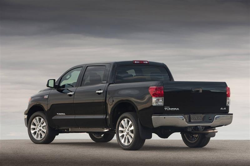 2013-Toyota-Tundra-Truck_Image-059-800.jpg