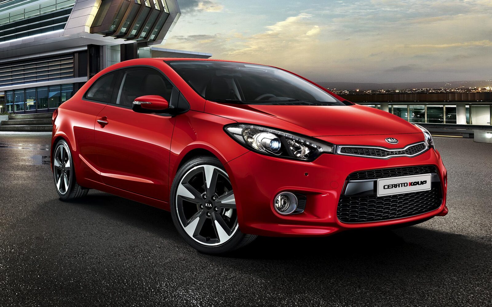 kia-cerato-forte-koup-wide-b-exterior-02-w.jpg