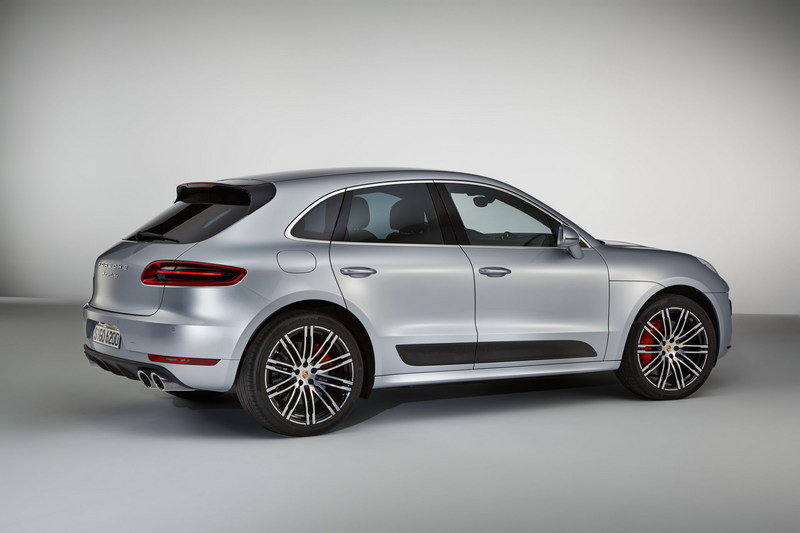 The-Back-Of-2017-Porsche-Macan.jpg