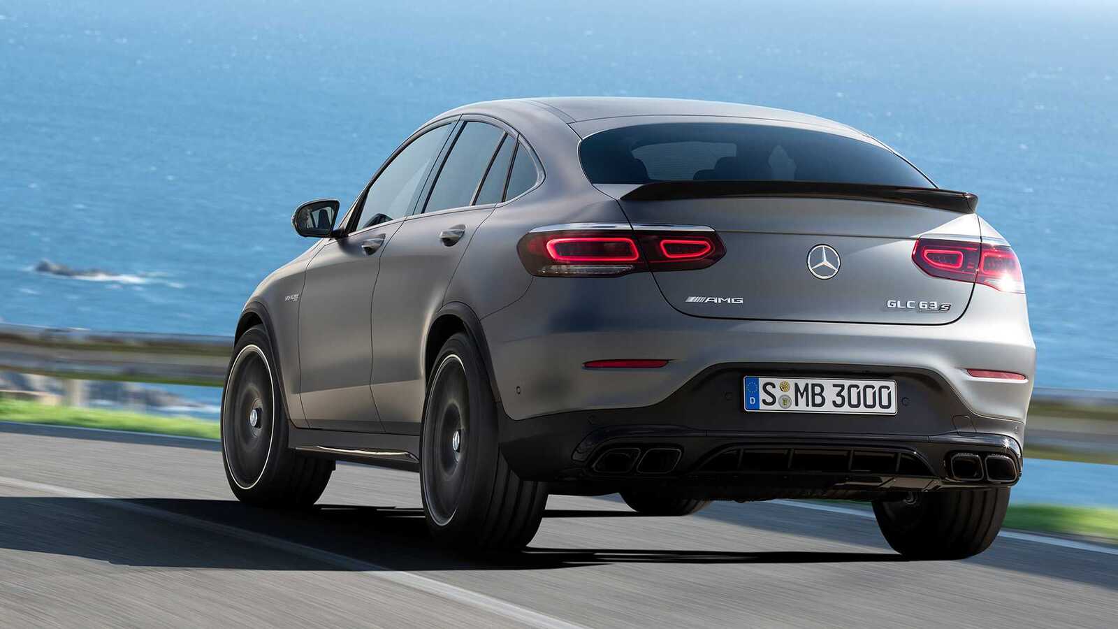 2019-mercedes-amg-glc-63-coupe-1.jpg