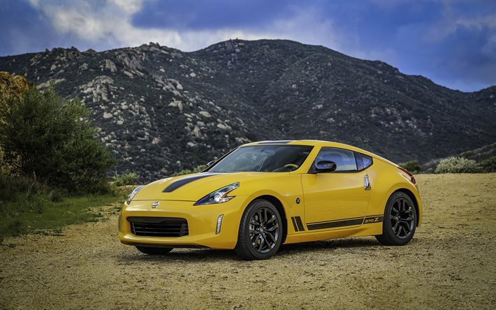 thumb2-nissan-370z-2018-heritage-edition-yellow-370z-sports-cars.jpg