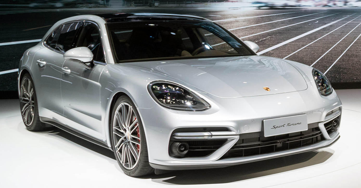 of_porsche_ag_panamera_sport_turismo_panamera_executive_china_only_auto_shanghai_2017_porsche_ag.jpg