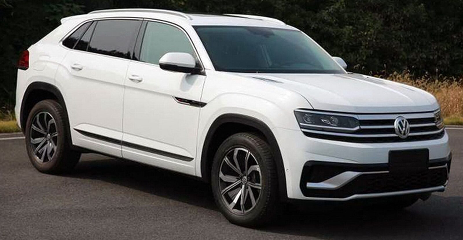 Volkswagen-Atlas-Cross-Sport-3-e1545022999350.jpg